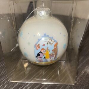 2009 Disneyland Disney Sleeping Beauty Family Holiday‎ Glass Christmas Ornament